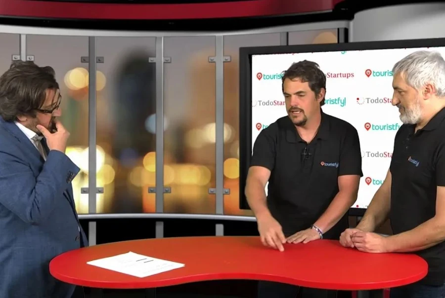  Francisco Javier Seoane e Ismael Ortiz,  Touristfy!, el viaje mejor aprovechado