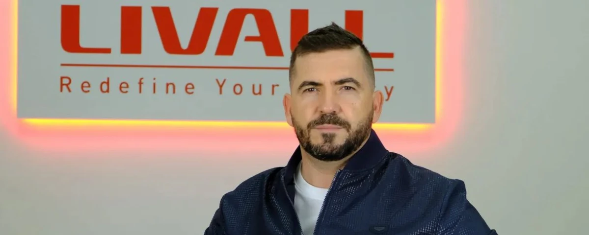 LIVALL, el helmetphone que ayuda a prevenir accidentes de tráfico en ciudad y carretera