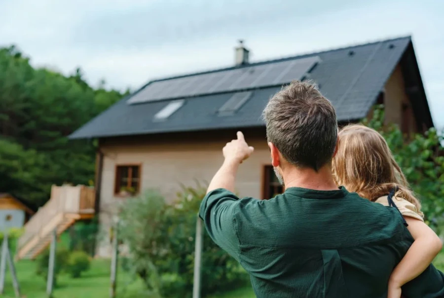 RUUF, o cómo instalar paneles solares con los que ahorrar