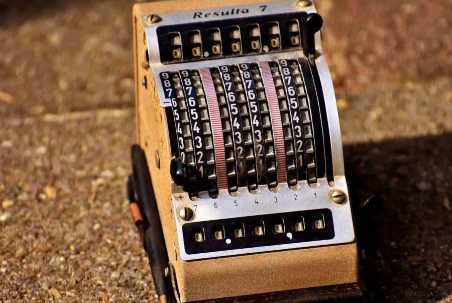 ¿Qué es la metodología OKR (Objectives and Key Results) y cómo aplicarla en una startup?