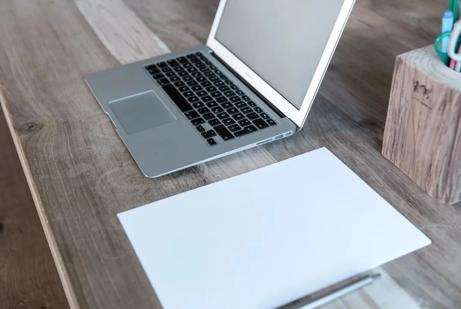 ¿Cuál es la importancia del diseño centrado en el usuario en el desarrollo de productos para startups?