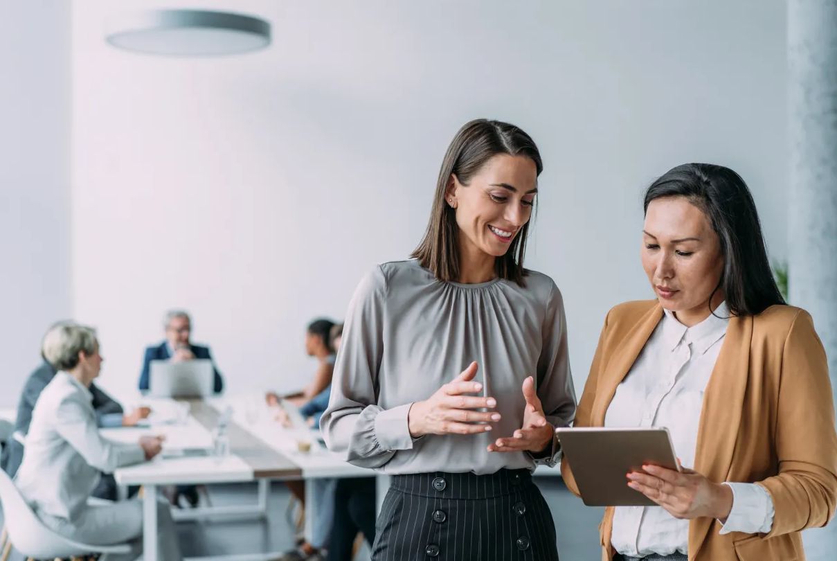 PleIQ, reinventar la educación tradicional con realidad aumentada e inteligencia artificial