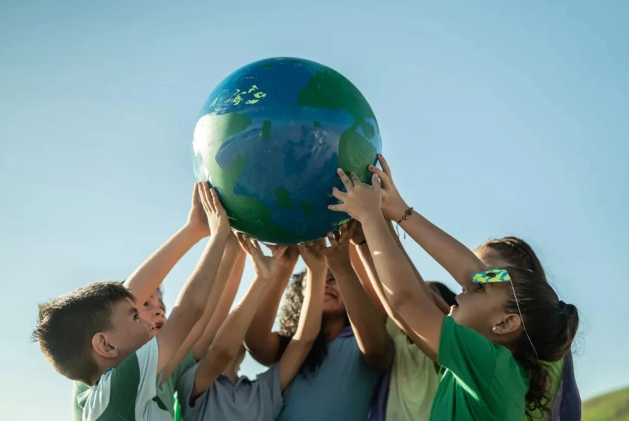 Sostenibilidad en la era digital: Desafíos y soluciones para un futuro ‘ecoamigable’