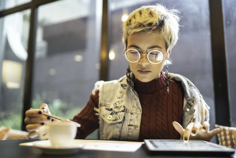 Startup Theodora, IA para detectar y mitigar sesgos en nuestro mundo