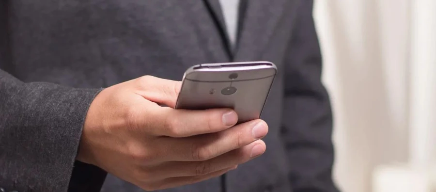 La anatomía de una red poderosa: cómo diseñar y mantener contactos estratégicos