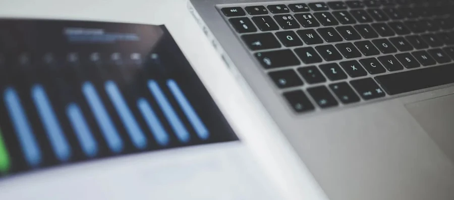 Programas de referidos en startups: integración con marketing, producto y atención al cliente