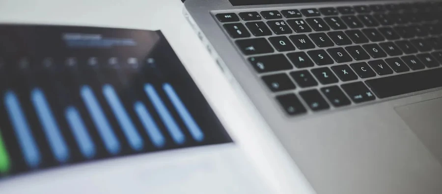 Programas de referidos en startups: integración con marketing, producto y atención al cliente