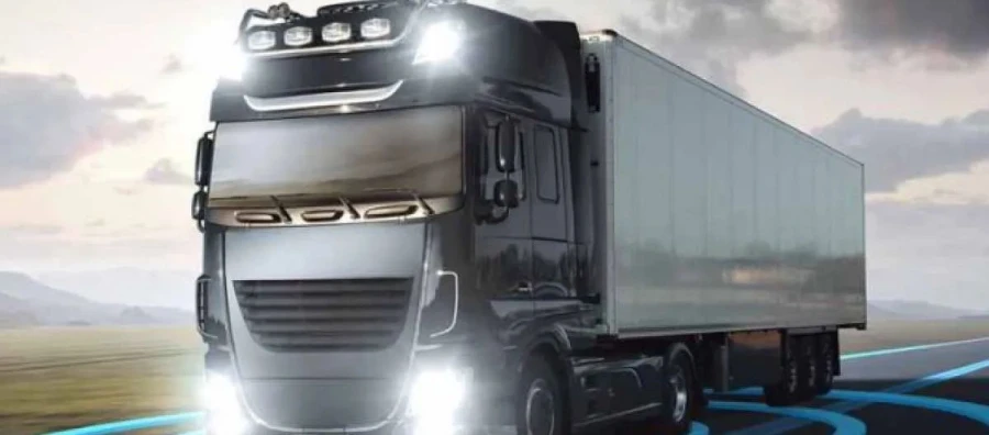 El impacto de los camiones autónomos en la reducción del treinta por ciento del costo del transporte global