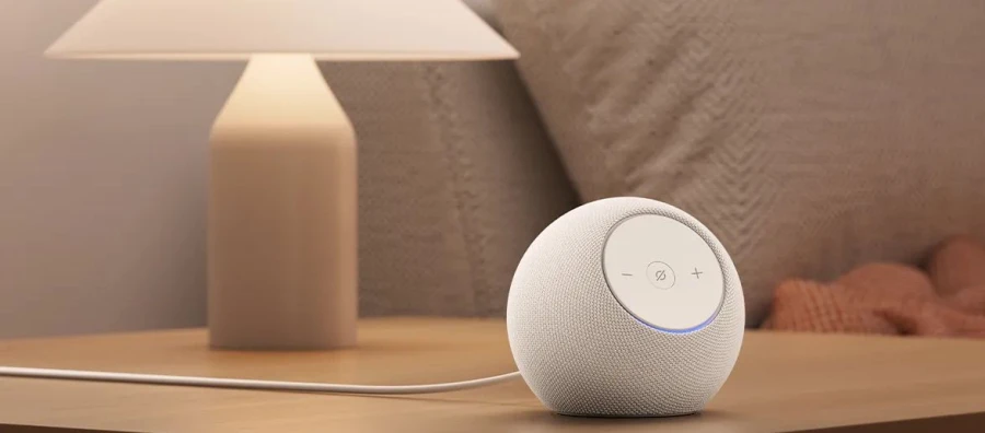 Las tendencias de Alexa en España durante 2025 desvelan la obsesión por las fortunas de Elon Musk y Bad Bunny