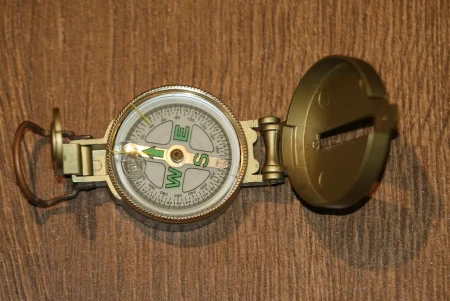 Navegar sin mapa: cómo enfrentan las startups la incertidumbre y la ambigüedad estratégica