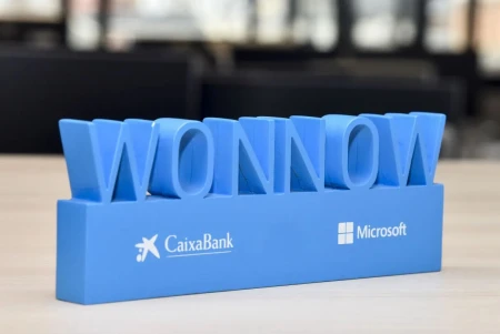 CaixaBank y Microsoft convocan la novena edición de los Premios WONNOW para mujeres STEM