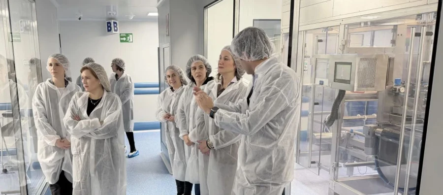 El laboratorio Normon refuerza su compromiso con el talento y la innovación en la industria farmacéutica