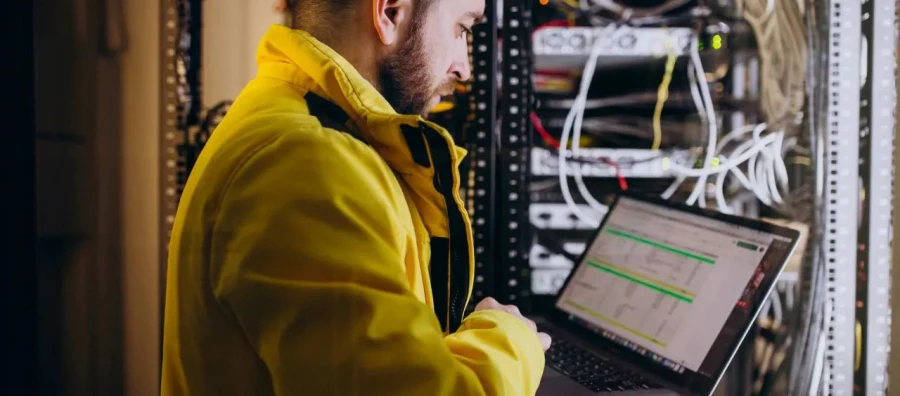 FNT Software presenta un modelo modular para la gestión de activos informáticos en España