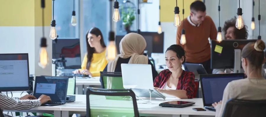 El 97% de las pymes españolas ya utiliza la inteligencia artificial en su gestión diaria