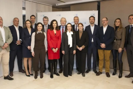 Las consultoras españolas proyectan un crecimiento del seis por ciento en ingresos financieros para el año 2025