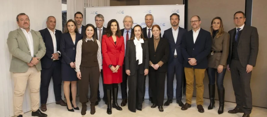 Las consultoras españolas proyectan un crecimiento del seis por ciento en ingresos financieros para el año 2025