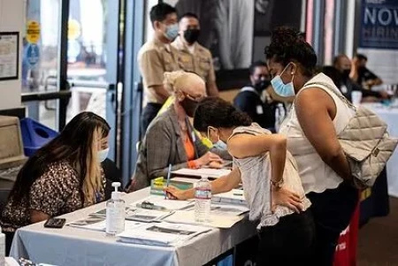 La afiliación a la Seguridad Social en España alcanza los 22 millones de personas en abril de 2026