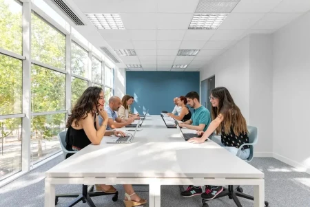 El rechazo a los largos desplazamientos diarios transforma los modelos de trabajo de la Generación Z