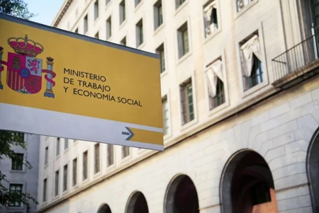 Balance de la reforma laboral en España y el impacto del salario mínimo de 2026