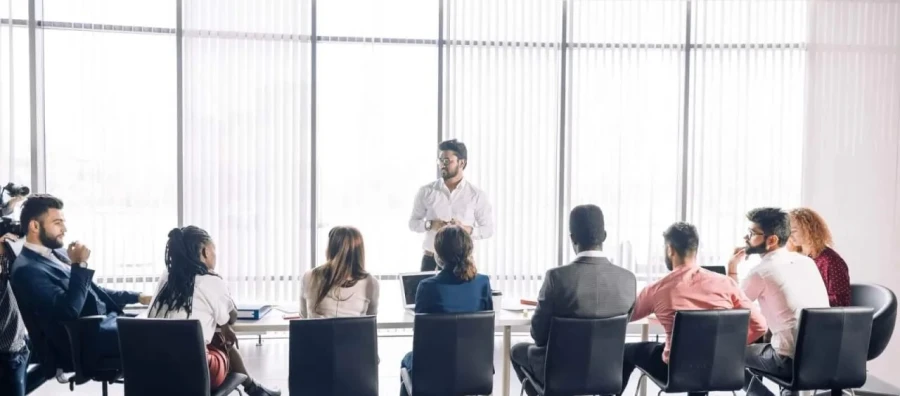 Estrategias para cumplir con la normativa europea de identidad sin perder eficiencia operativa