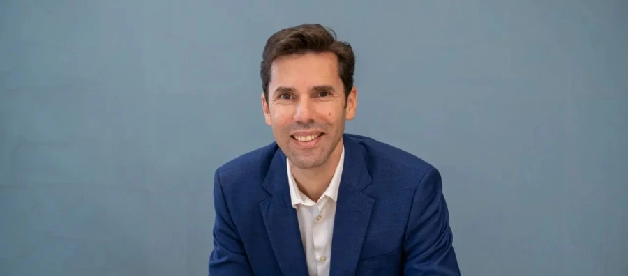 Renovación en la cúpula directiva de Capgemini para consolidar su liderazgo tecnológico en España