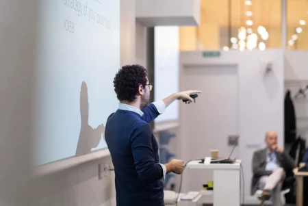 Las competencias clave que definirán el éxito profesional y el liderazgo digital en 2026